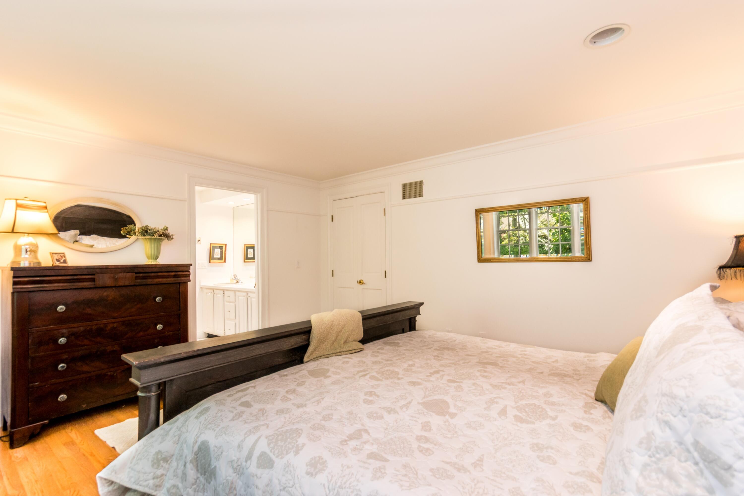 15 Hampton Court Mashpee MA 02649