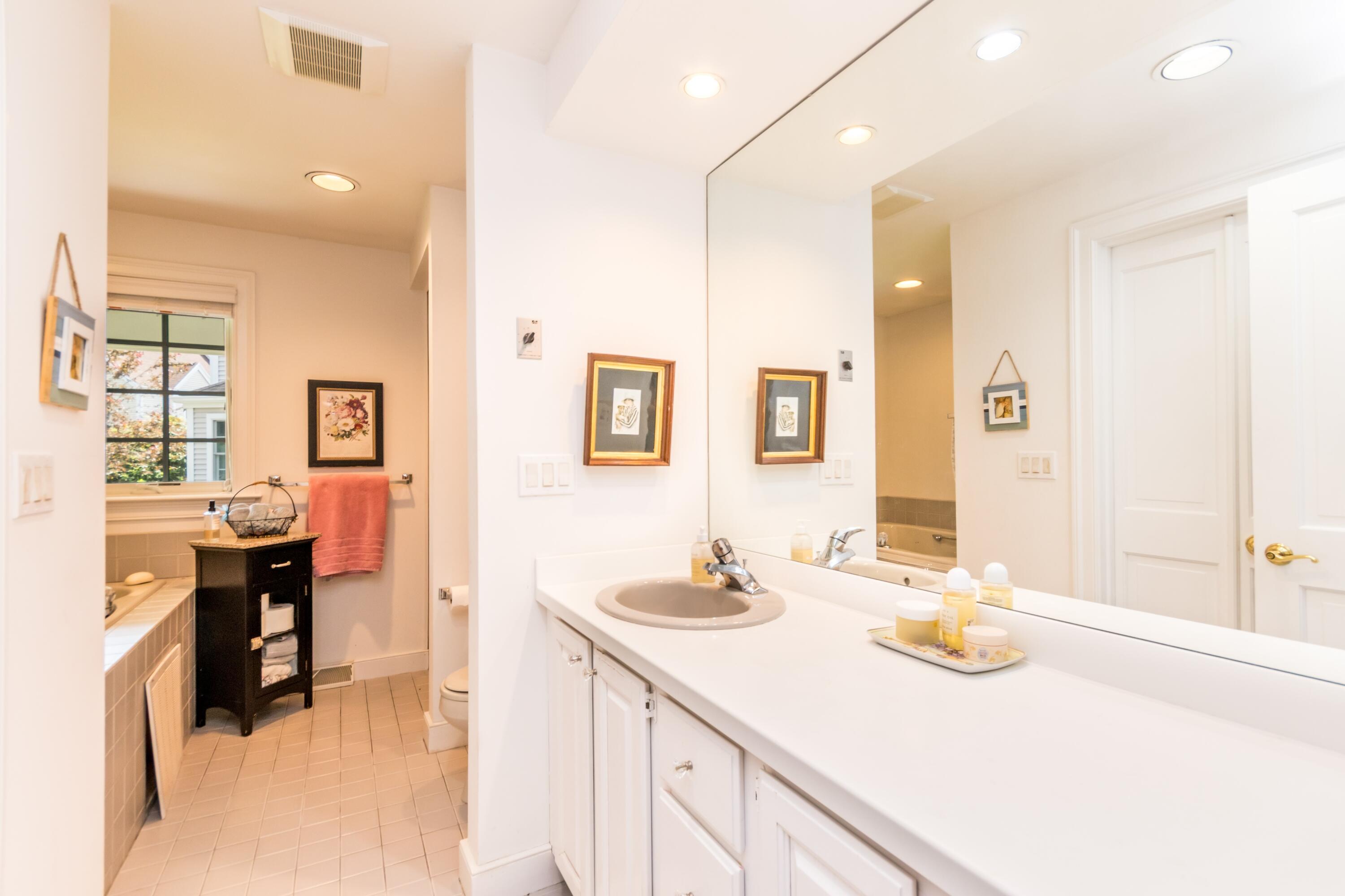 15 Hampton Court Mashpee MA 02649