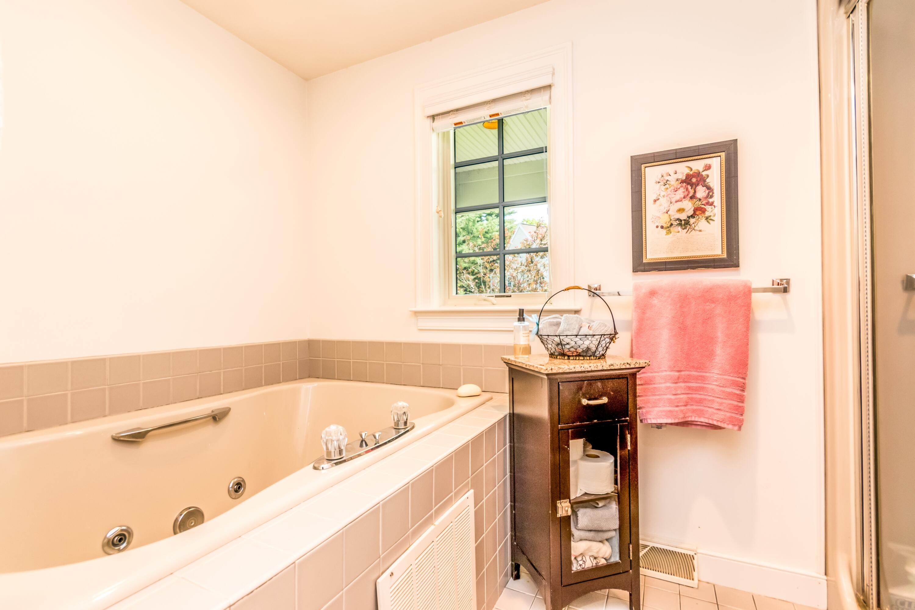 15 Hampton Court Mashpee MA 02649