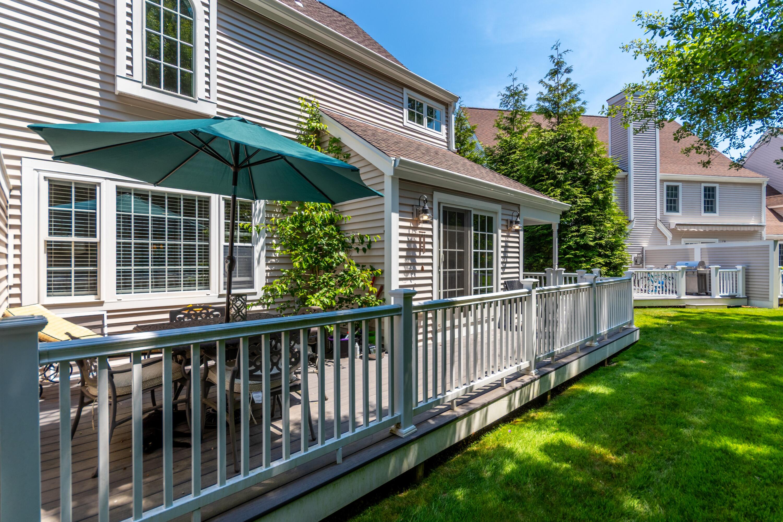 15 Hampton Court Mashpee MA 02649