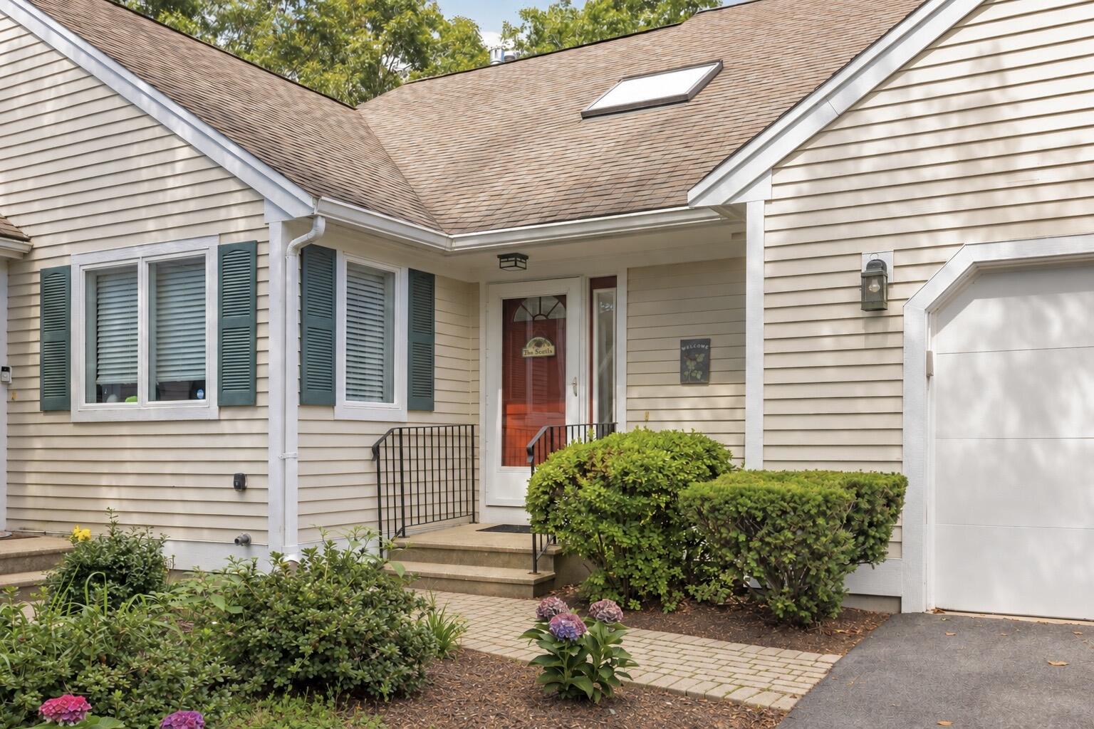 7 Upland Circle Mashpee MA 02649