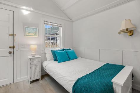 17 Shore Road Truro MA 02652