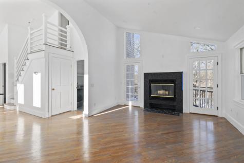 86 Harry Kemp Way Provincetown MA 02657