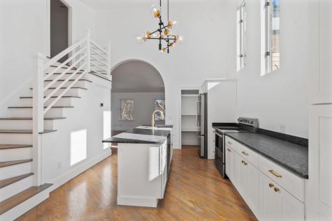 86 Harry Kemp Way Provincetown MA 02657