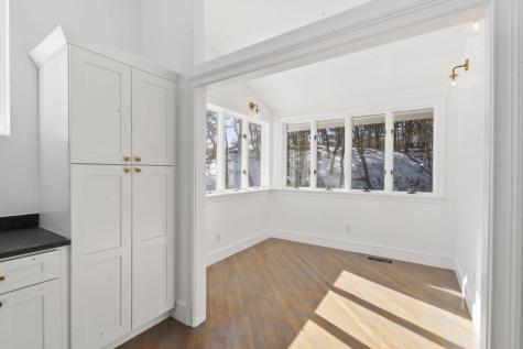 86 Harry Kemp Way Provincetown MA 02657