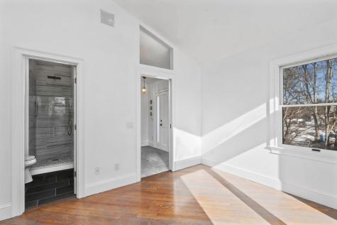 86 Harry Kemp Way Provincetown MA 02657