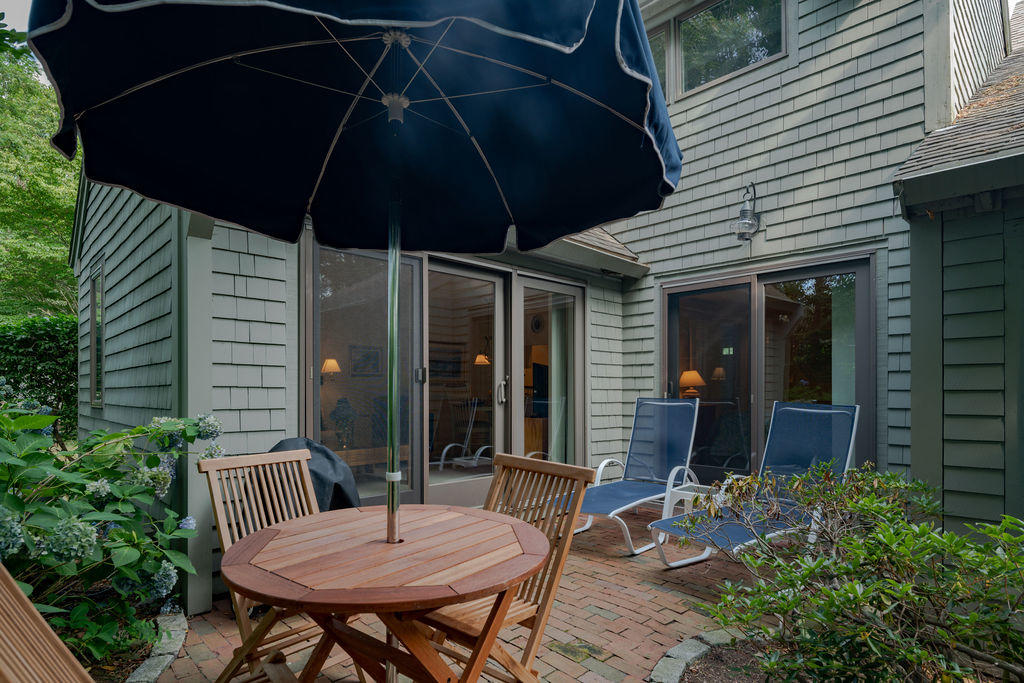 22 Mid-iron Way Mashpee MA 02649