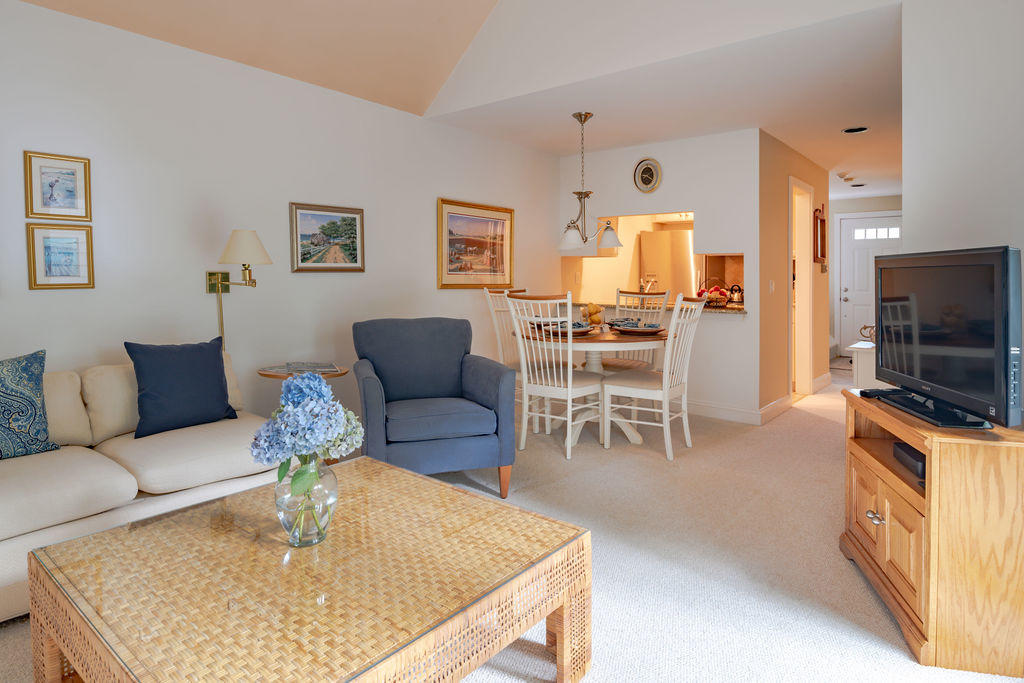22 Mid-iron Way Mashpee MA 02649