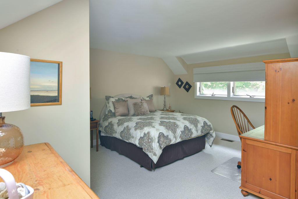 22 Mid-iron Way Mashpee MA 02649