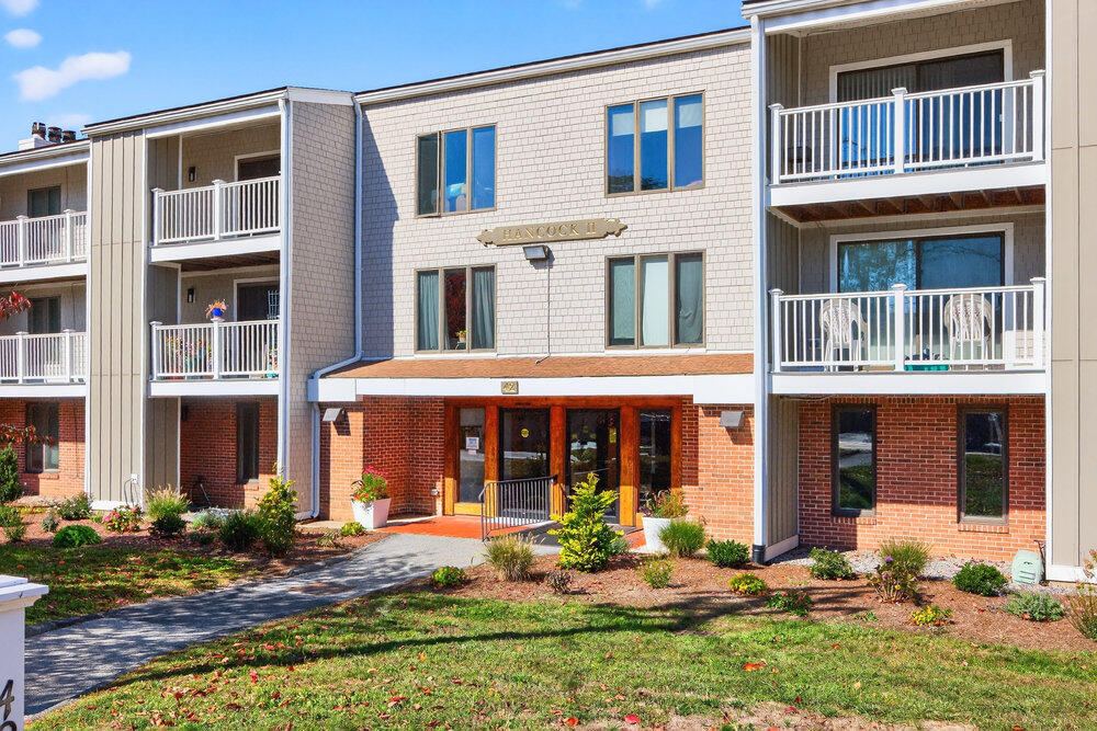 42 Old Colony Way, Unit Apt 15, Orleans MA photo 2