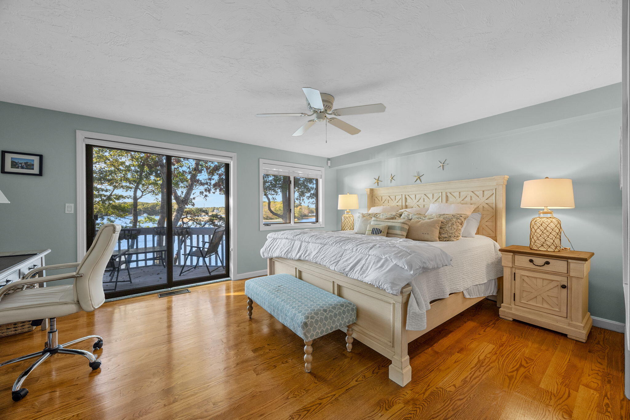 381 Great Oak Road Mashpee MA 02649