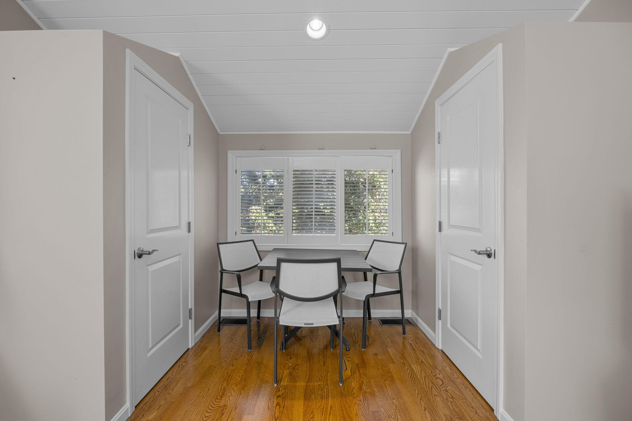 381 Great Oak Road Mashpee MA 02649