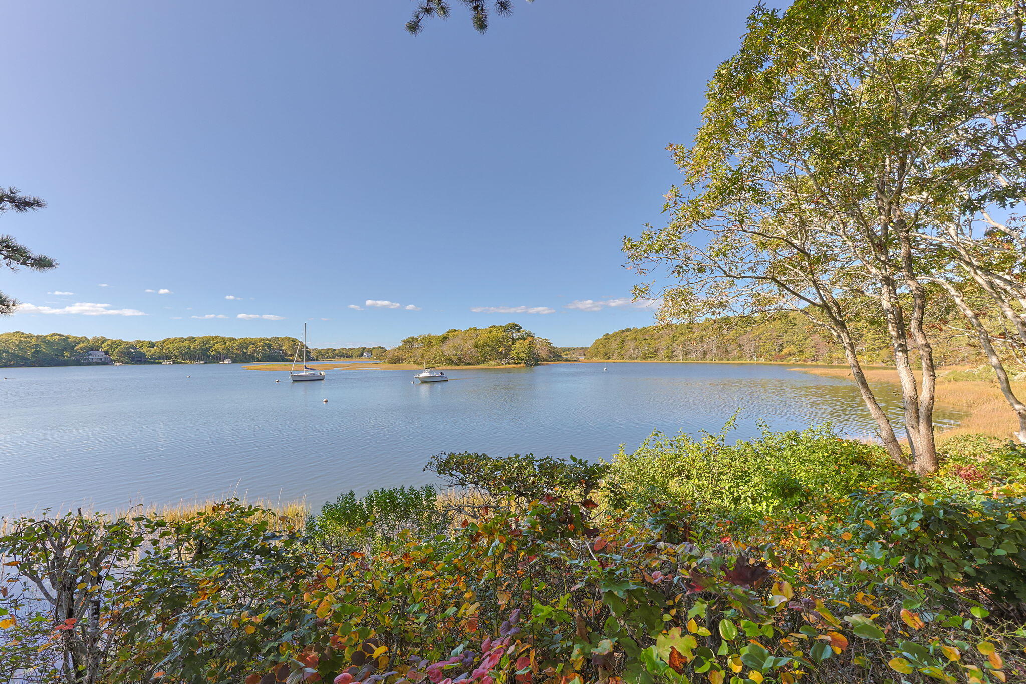 381 Great Oak Road Mashpee MA 02649