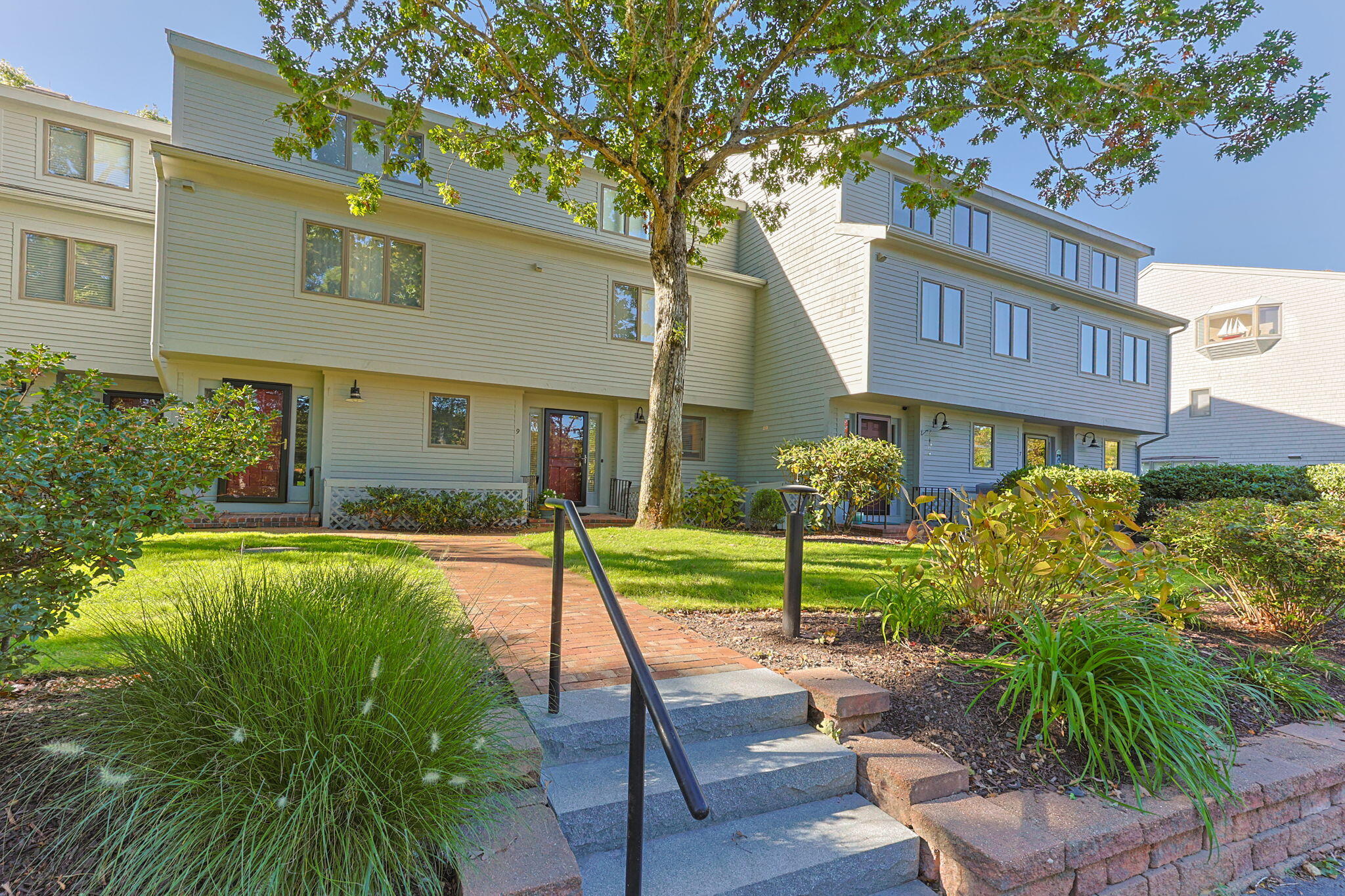 381 Great Oak Road Mashpee MA 02649