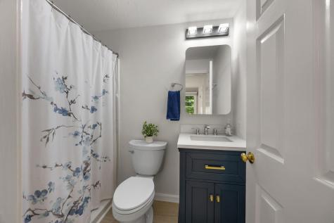 35 Santuit Pond Way Mashpee MA 02649