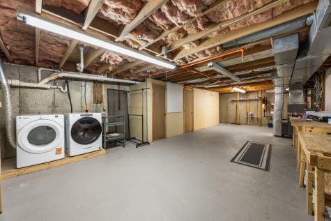 35 Santuit Pond Way Mashpee MA 02649