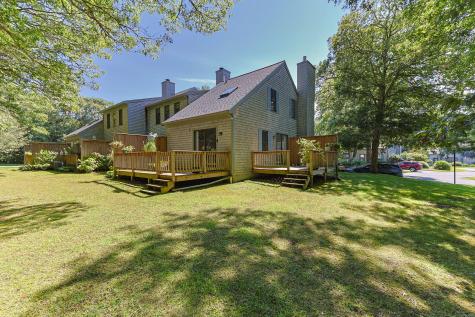 35 Santuit Pond Way Mashpee MA 02649