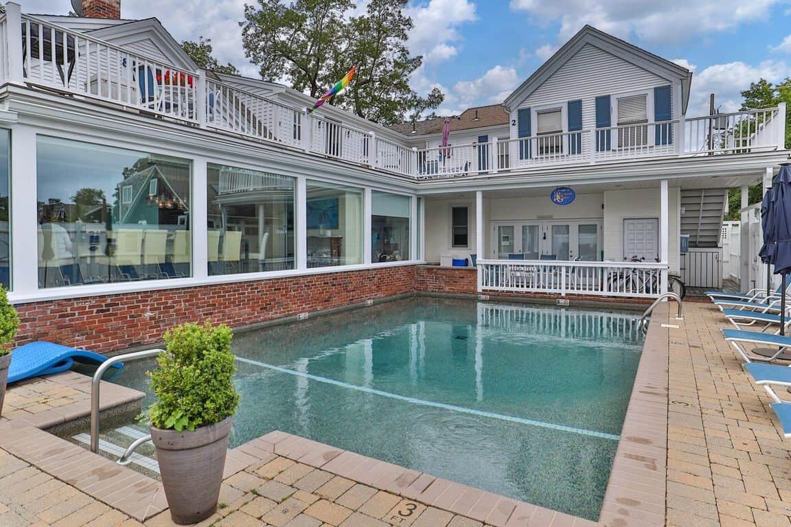 15 Cottage Street Provincetown MA 02657