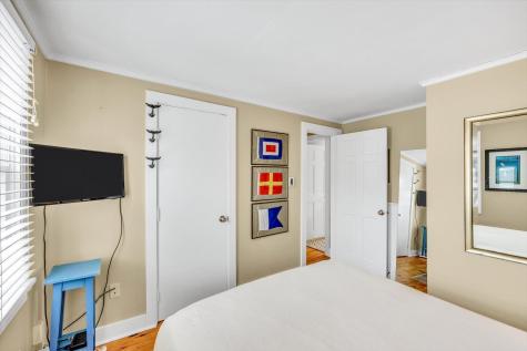 15 Cottage Street Provincetown MA 02657