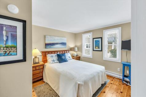 15 Cottage Street Provincetown MA 02657