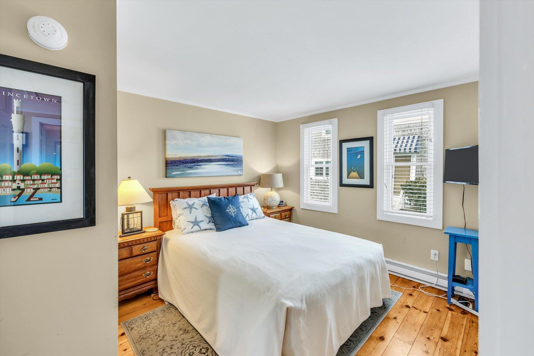 15 Cottage Street Provincetown MA 02657