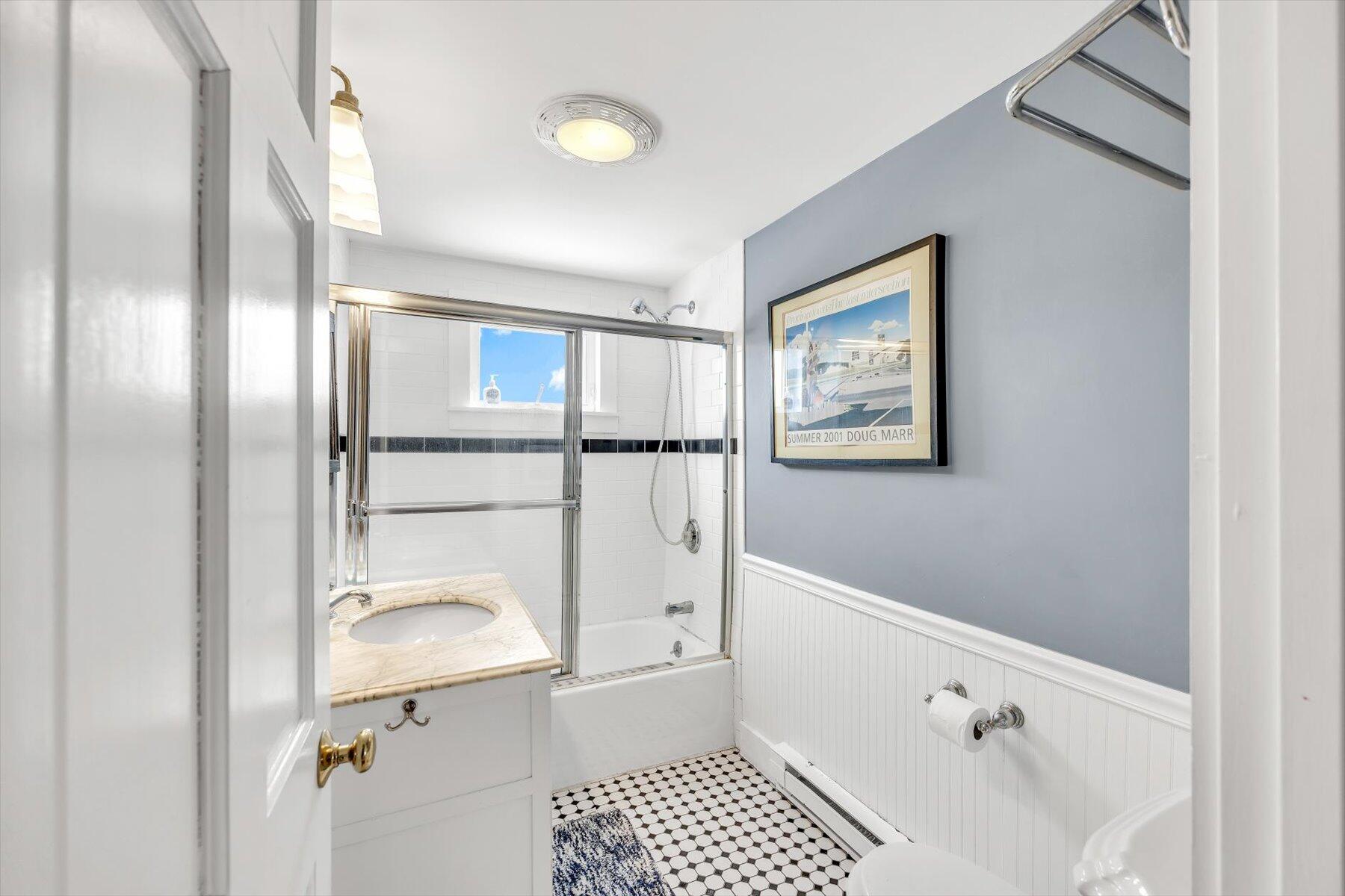 15 Cottage Street Provincetown MA 02657