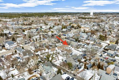 15 Cottage Street Provincetown MA 02657