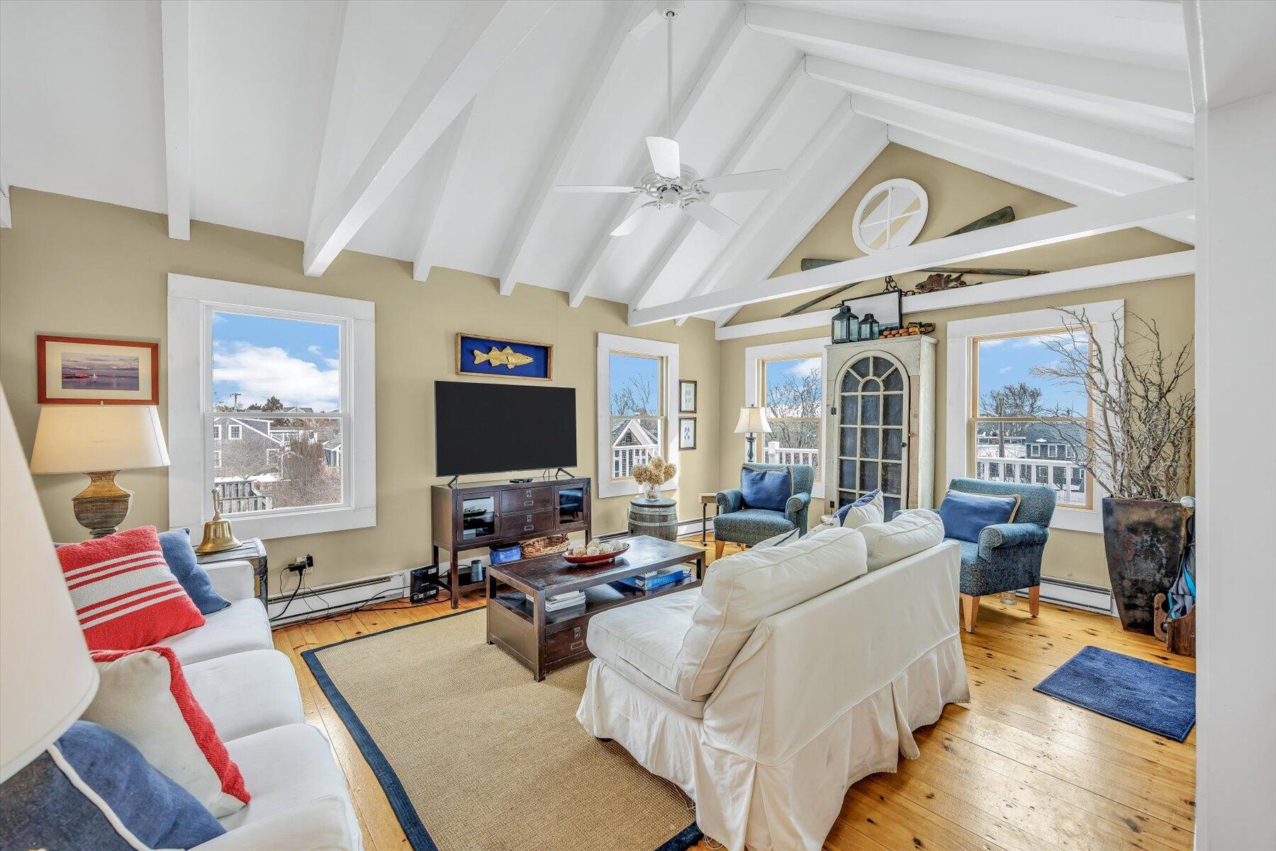 15 Cottage Street, Unit 2, Provincetown MA photo 3