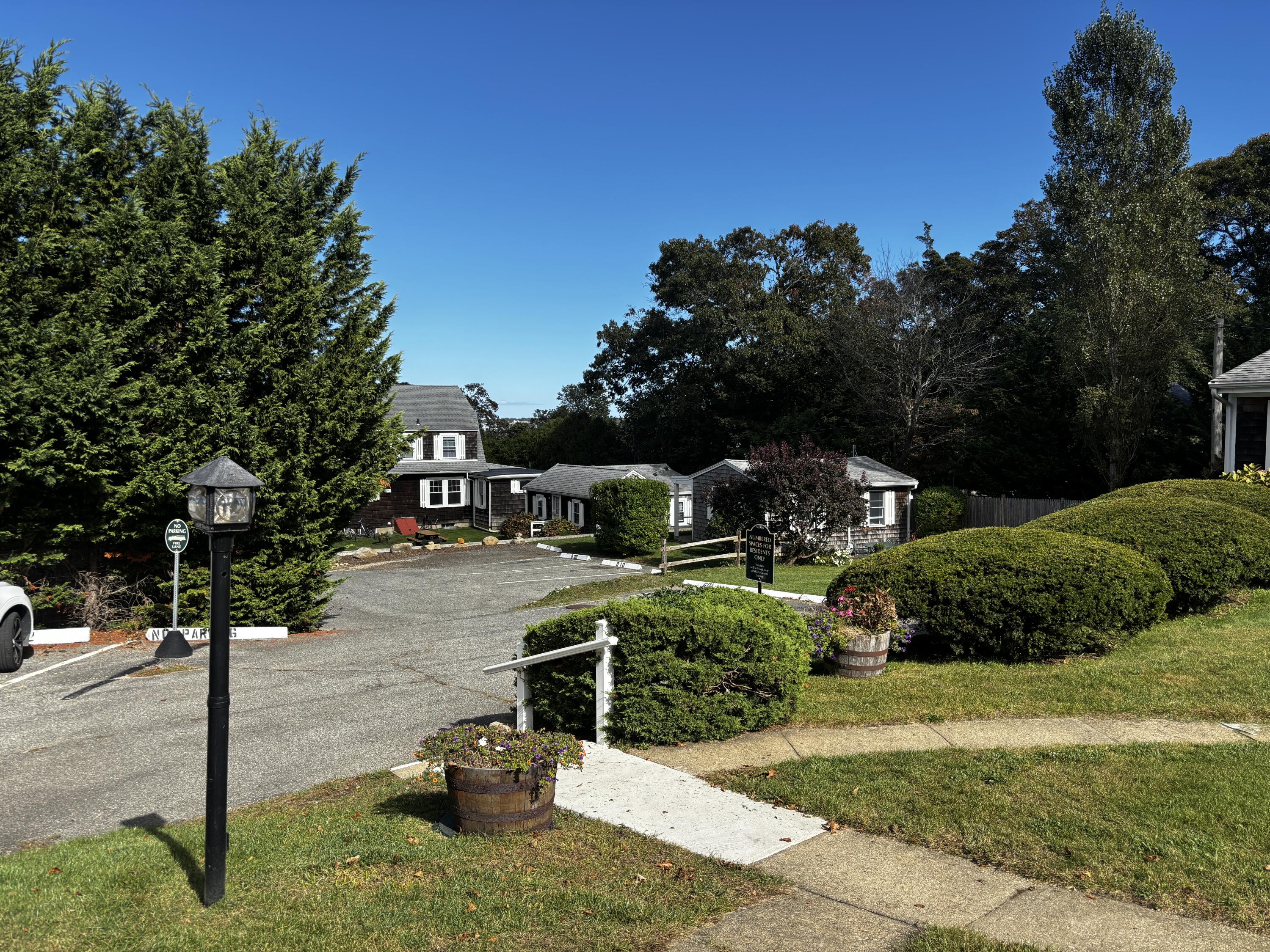 124 Skiff Avenue, Unit C-12, Vineyard Haven MA photo 2