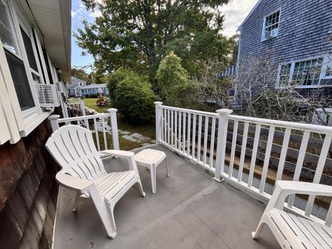 124 Skiff Avenue Vineyard Haven MA 02568
