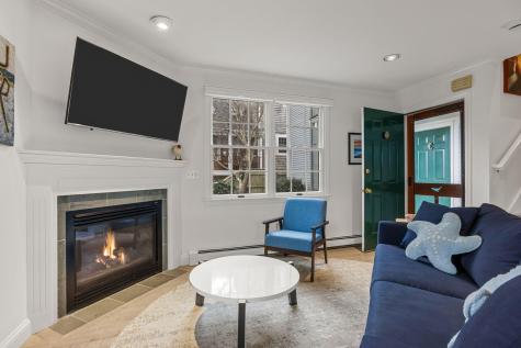 32 Alden Street Provincetown MA 02657