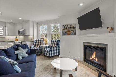 32 Alden Street Provincetown MA 02657