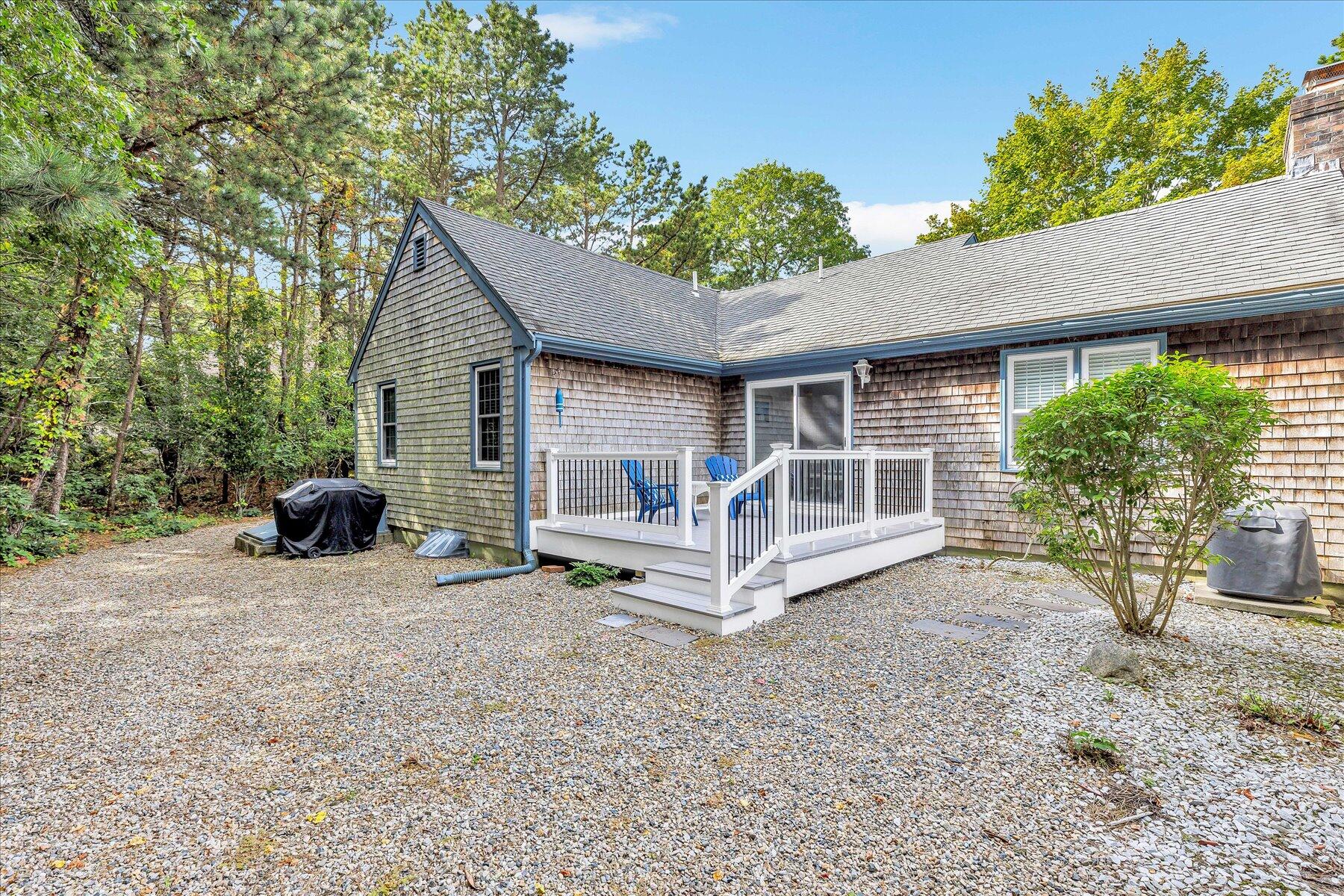 16 Warren Road Yarmouth MA 02675