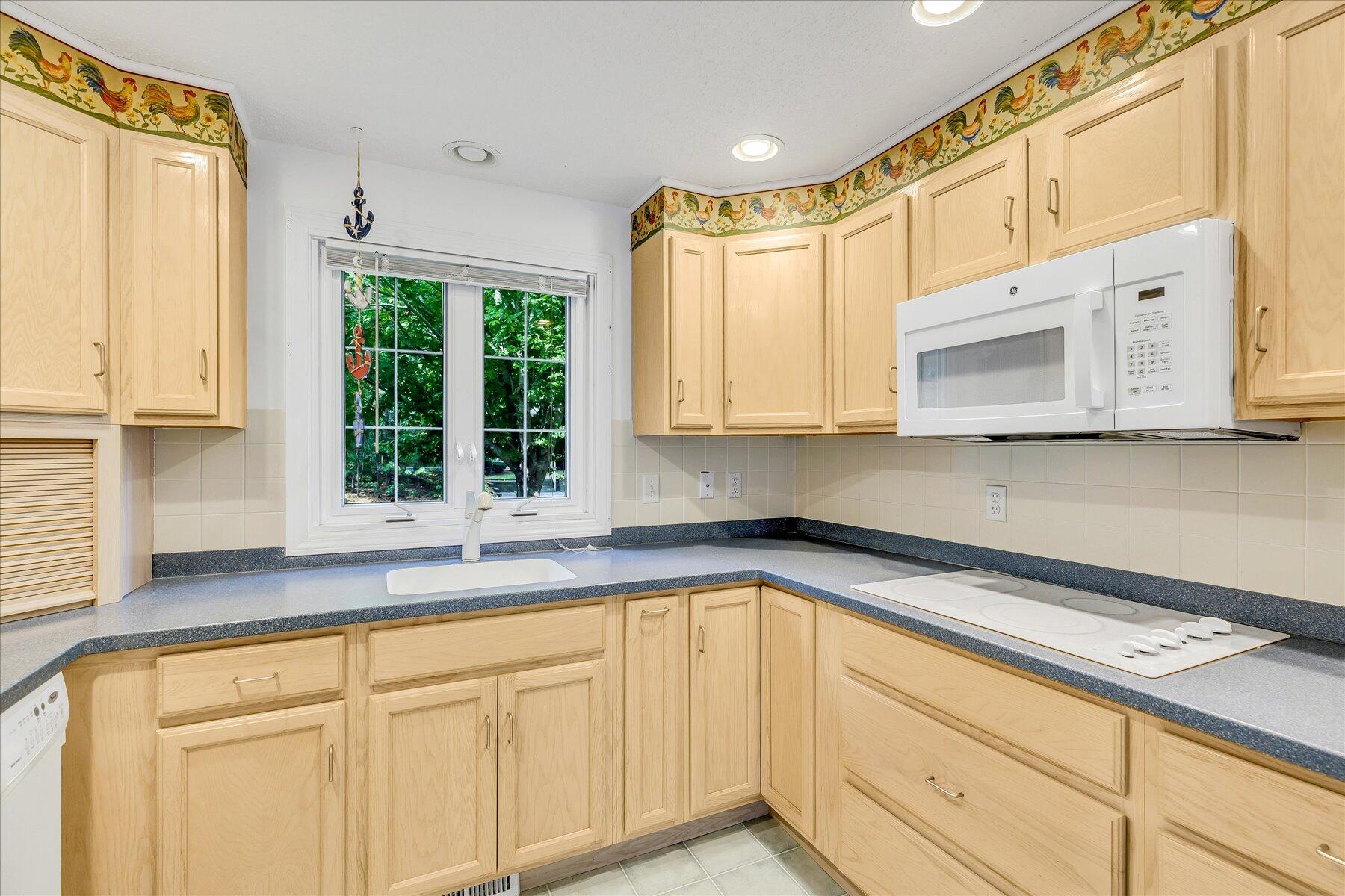 16 Warren Road Yarmouth MA 02675