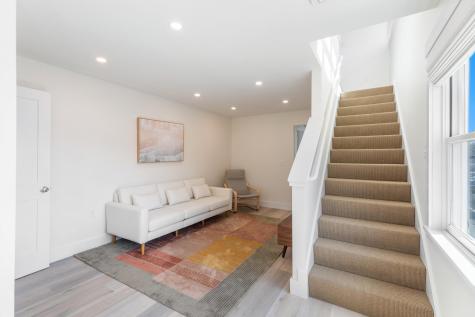 26 Union Court Vineyard Haven MA 02568