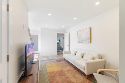 26 Union Court Vineyard Haven MA 02568