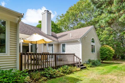 5 Friendship Court Mashpee MA 02649