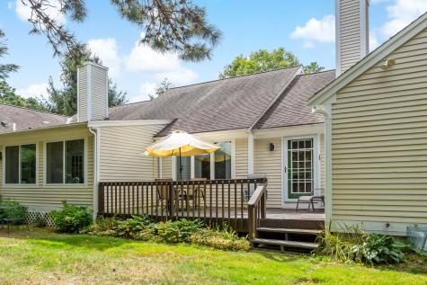 5 Friendship Court Mashpee MA 02649