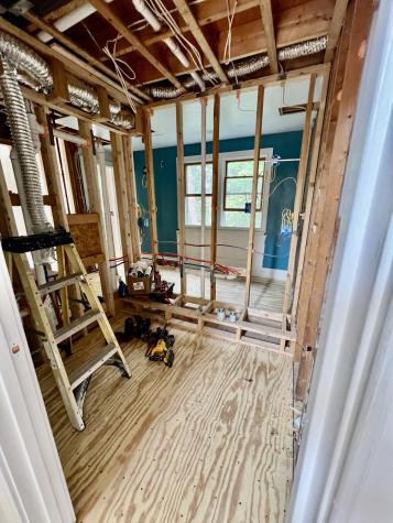 86 Harry Kemp Way Provincetown MA 02657