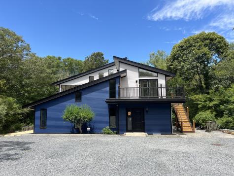 86 Harry Kemp Way Provincetown MA 02657