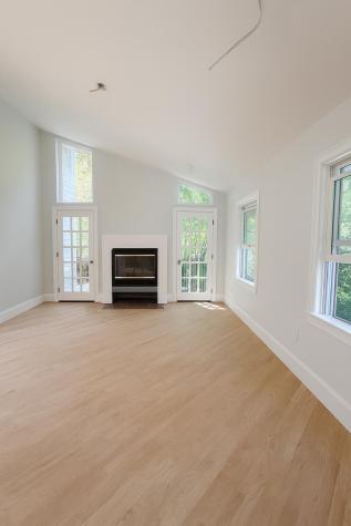 86 Harry Kemp Way Provincetown MA 02657