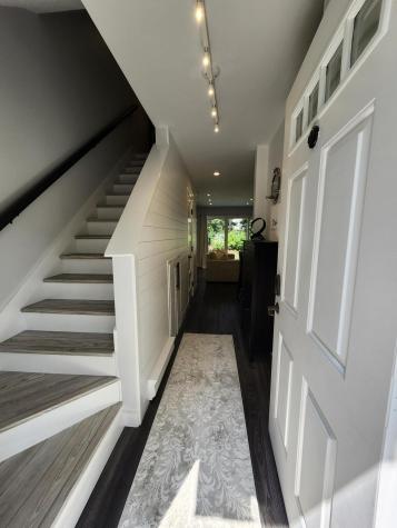3 Howland Circle MA 02631