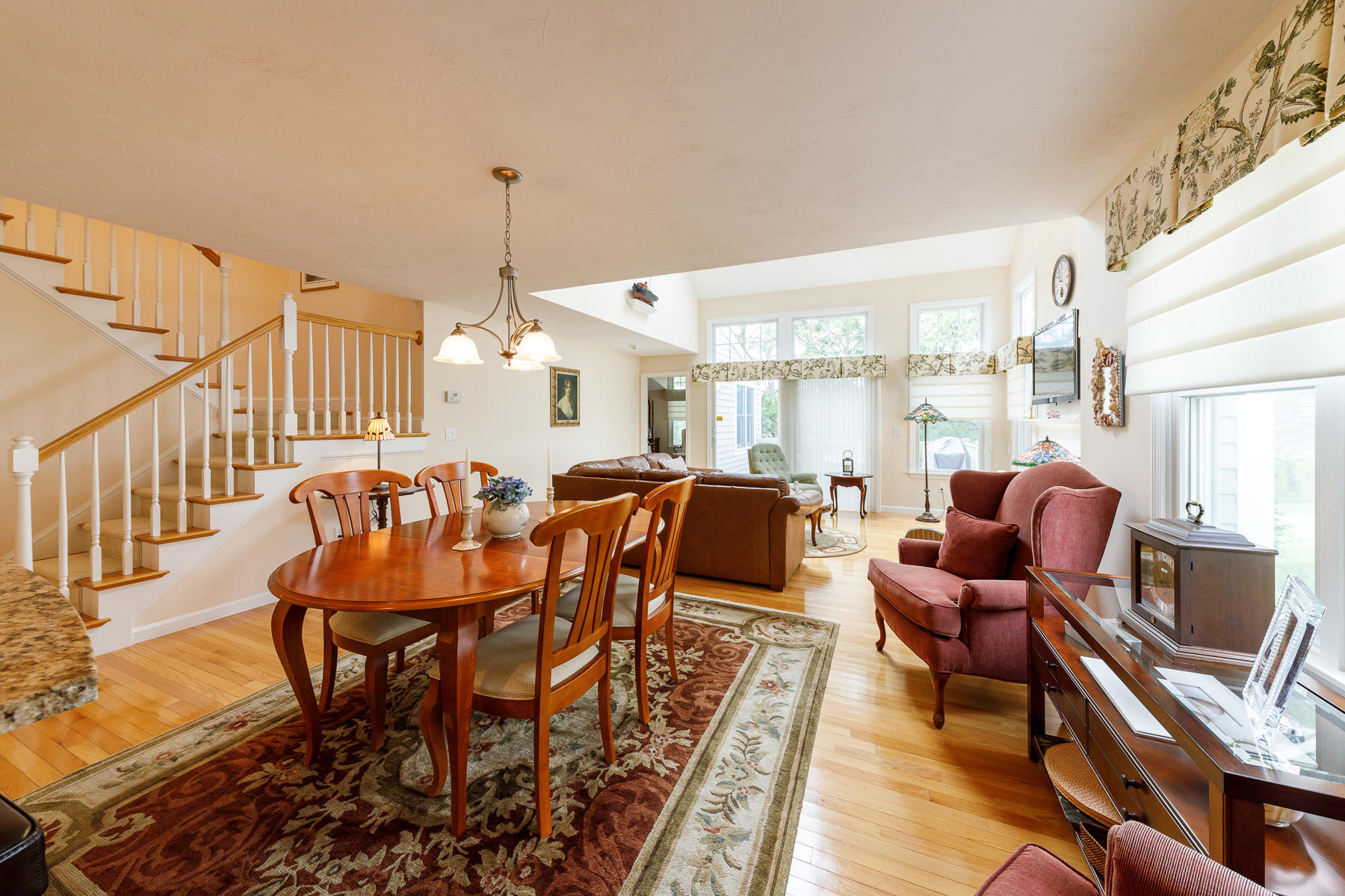 37 Lanyard Way Mashpee MA 02649