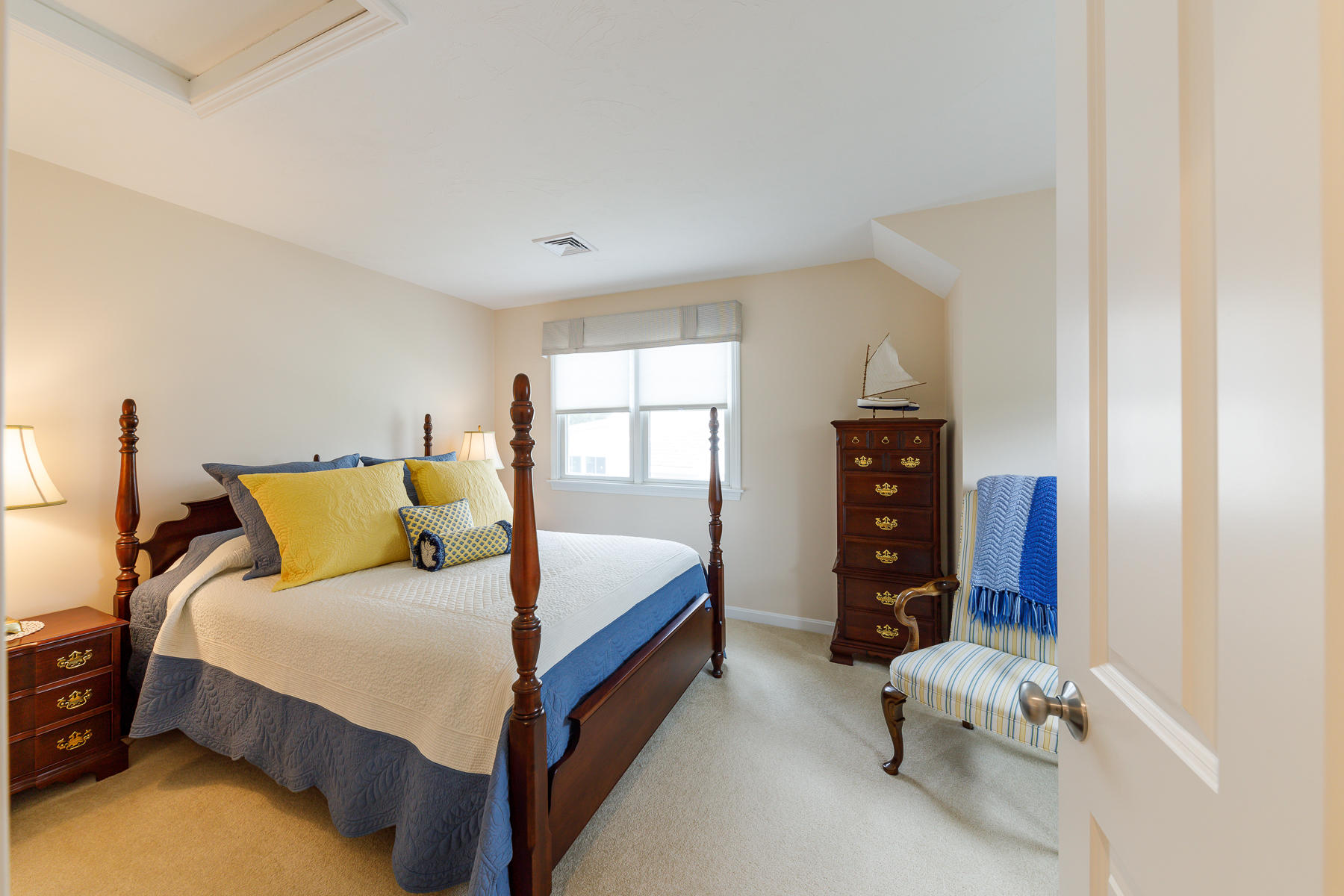 37 Lanyard Way Mashpee MA 02649