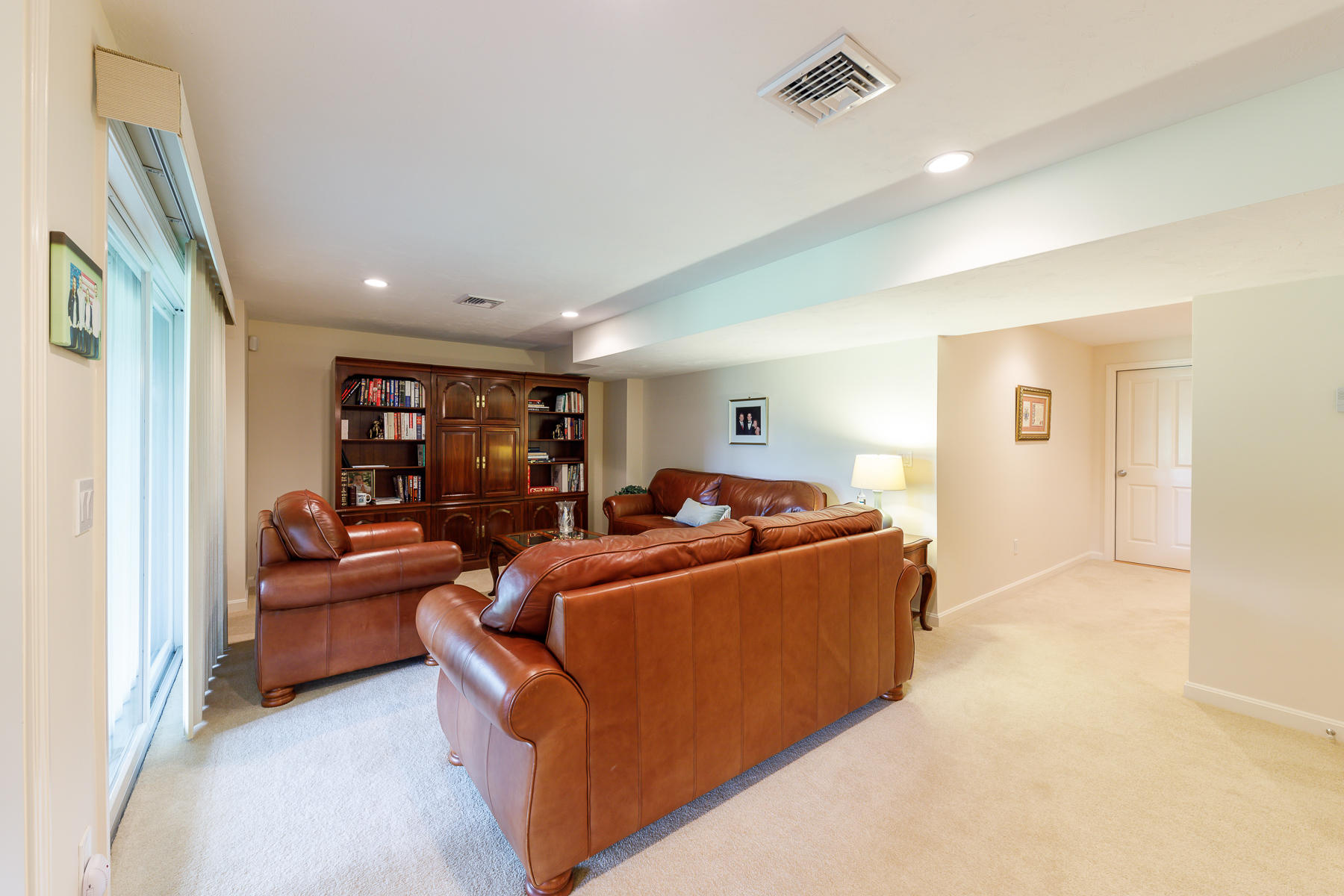 37 Lanyard Way Mashpee MA 02649