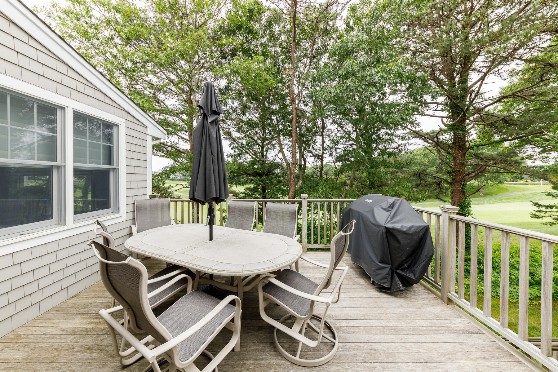 37 Lanyard Way Mashpee MA 02649