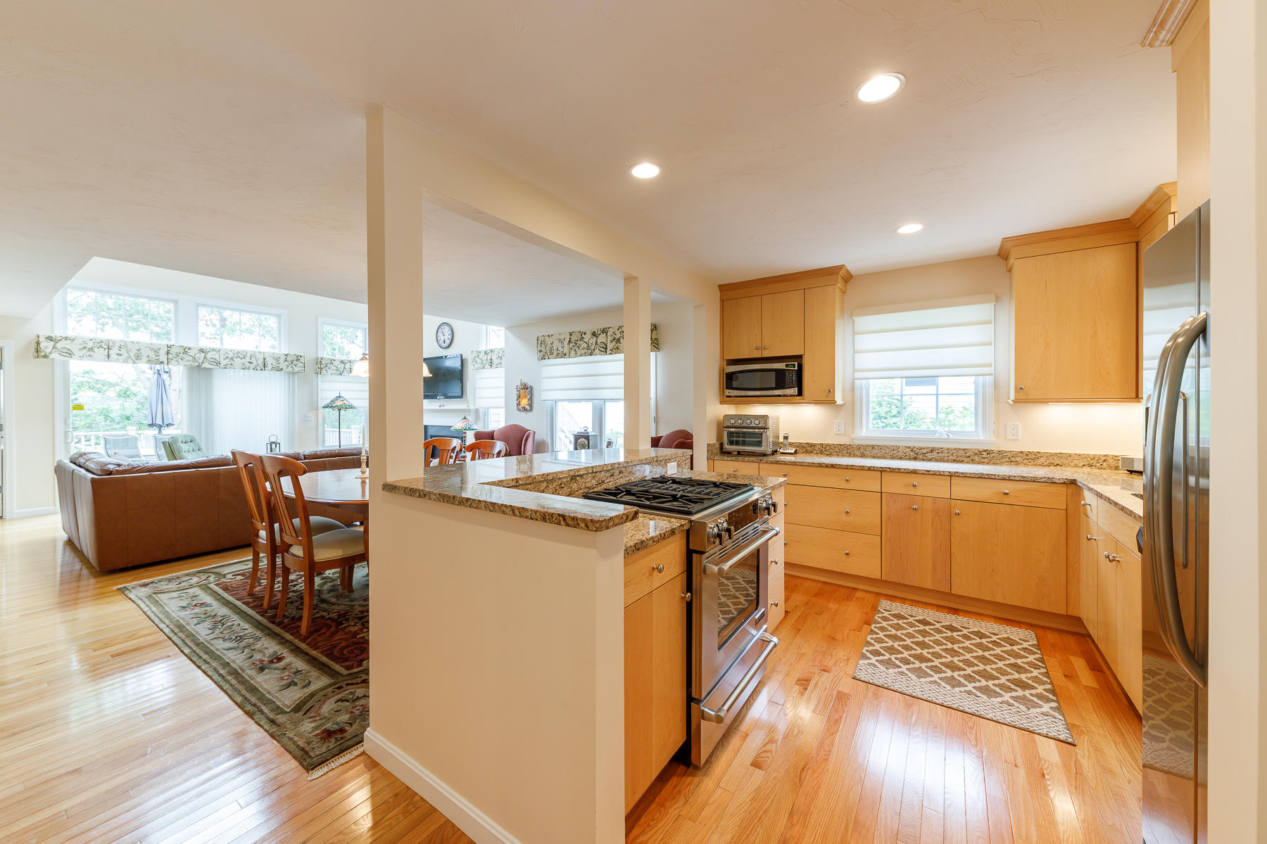 37 Lanyard Way Mashpee MA 02649