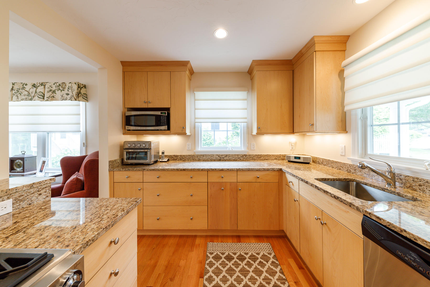 37 Lanyard Way Mashpee MA 02649