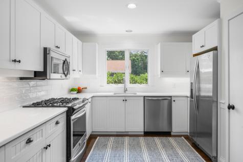 9 Cockle Way Brewster MA 02631
