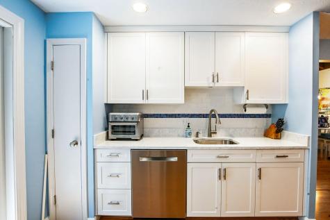 96 Shoreland Path Falmouth MA 02536